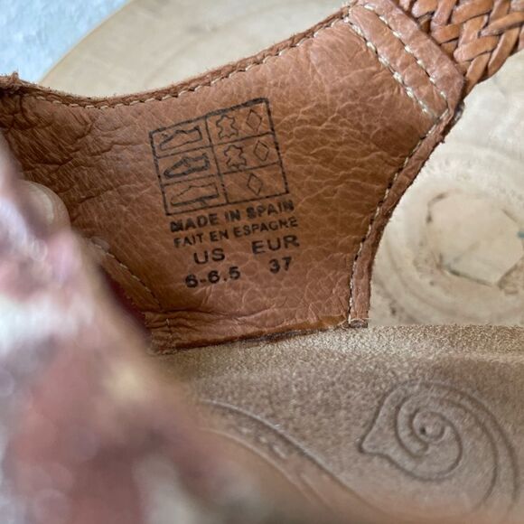 Born Leather Sandals Size 6-6.5 EUC - Picture 8 of 8